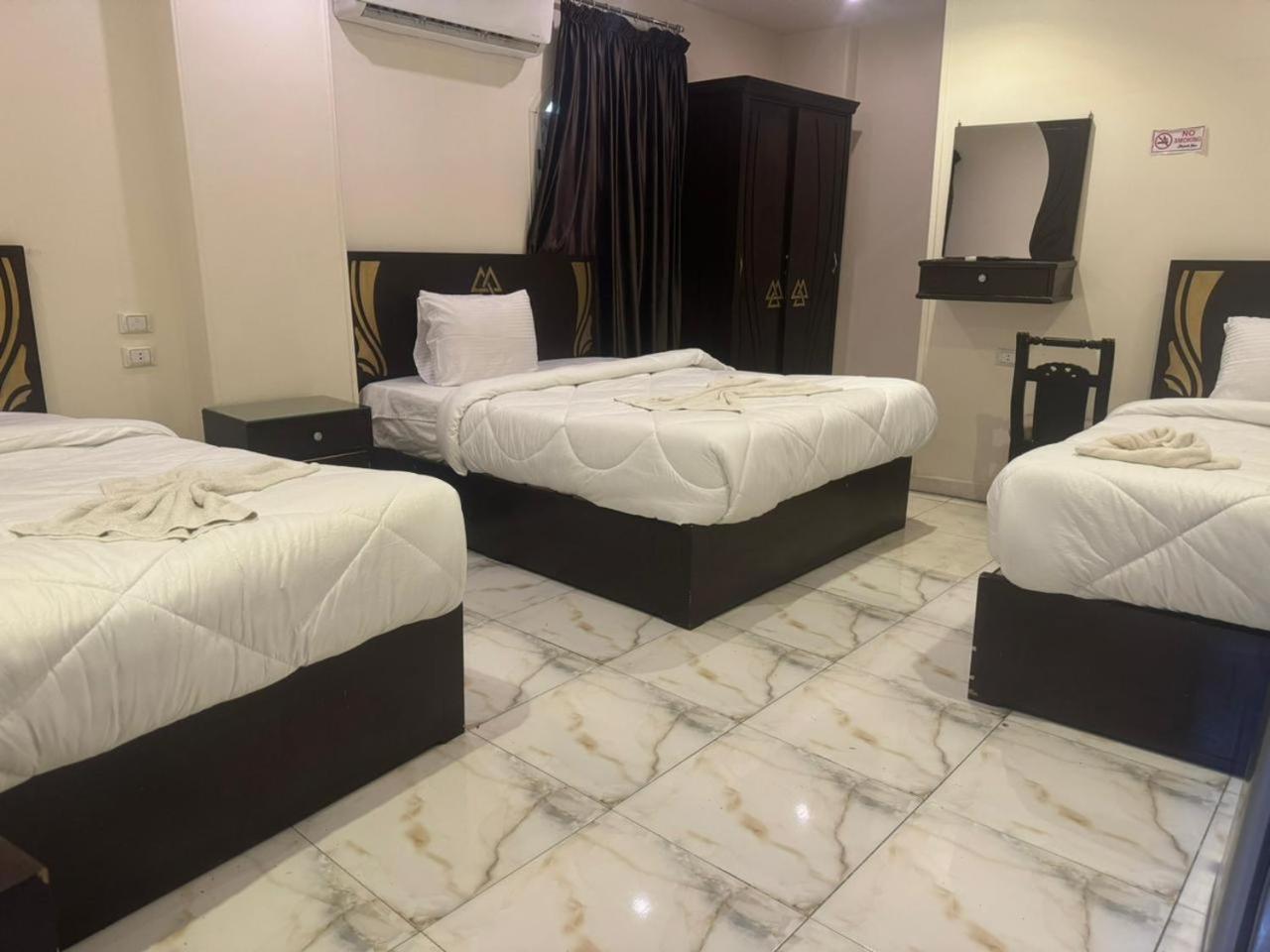 City Pyramids Inn Kafret el-Gabal Kültér fotó