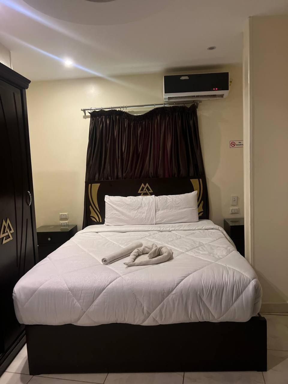 City Pyramids Inn Kafret el-Gabal Kültér fotó