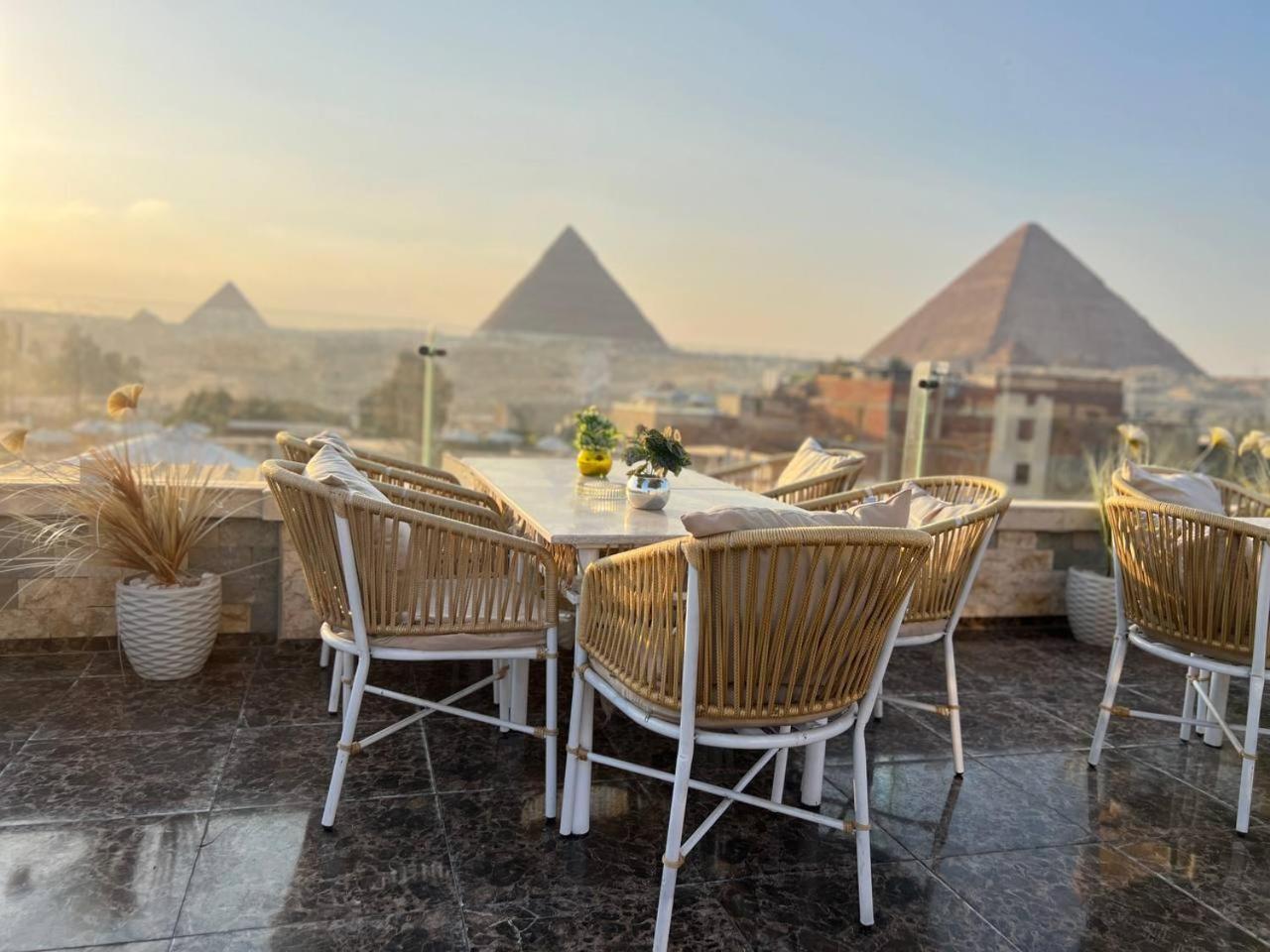 City Pyramids Inn Kafret el-Gabal Kültér fotó